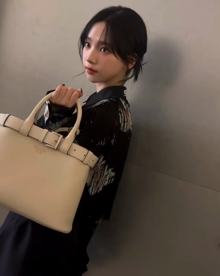 sm7hzi9eex24qupw