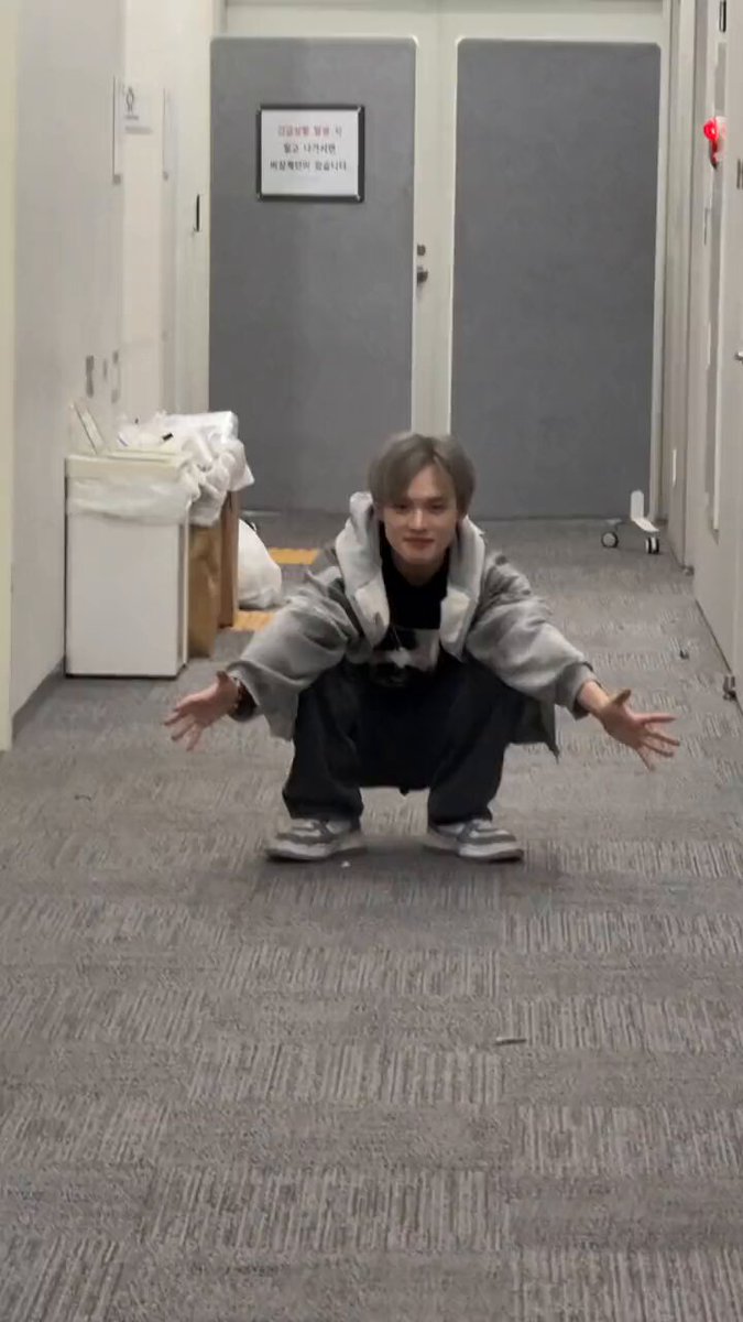 ynl8btsz_rly_dej