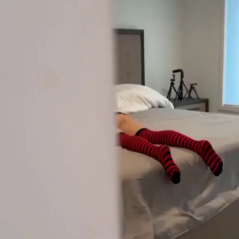 TWrGq7UhDjf-7HWd