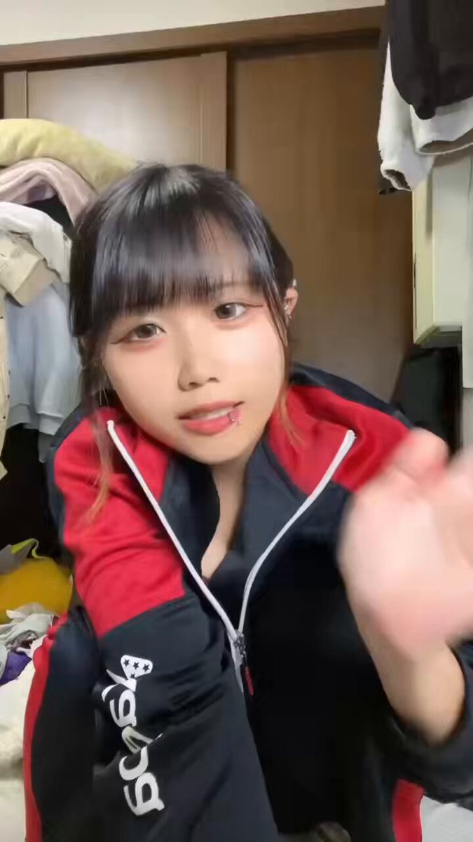 vP9JH2DwjYbIJfTr