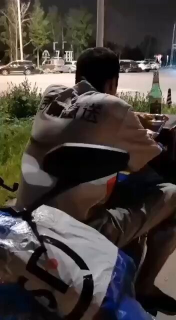 uurqlfxeij_hewz5