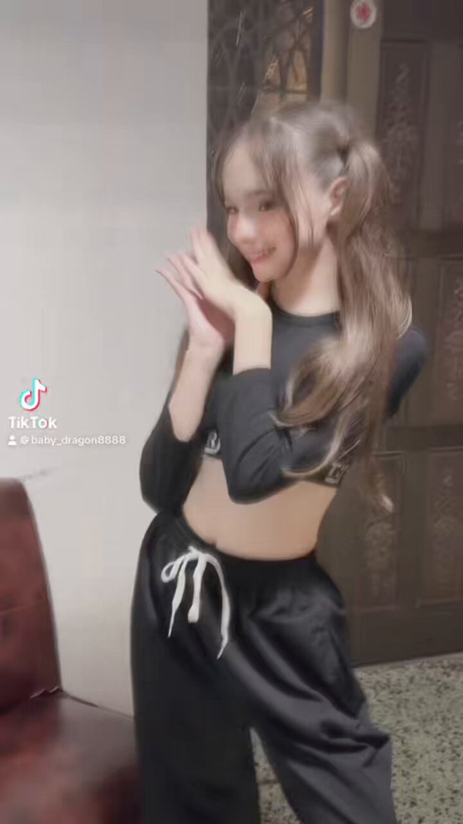 xe0lypjfy1d3f26j