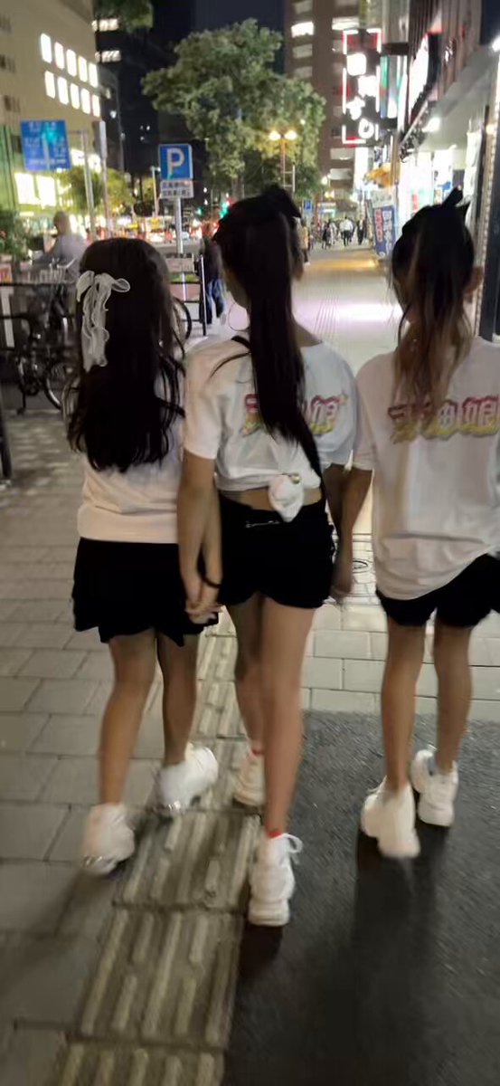 xuxxysqv5zi74shg