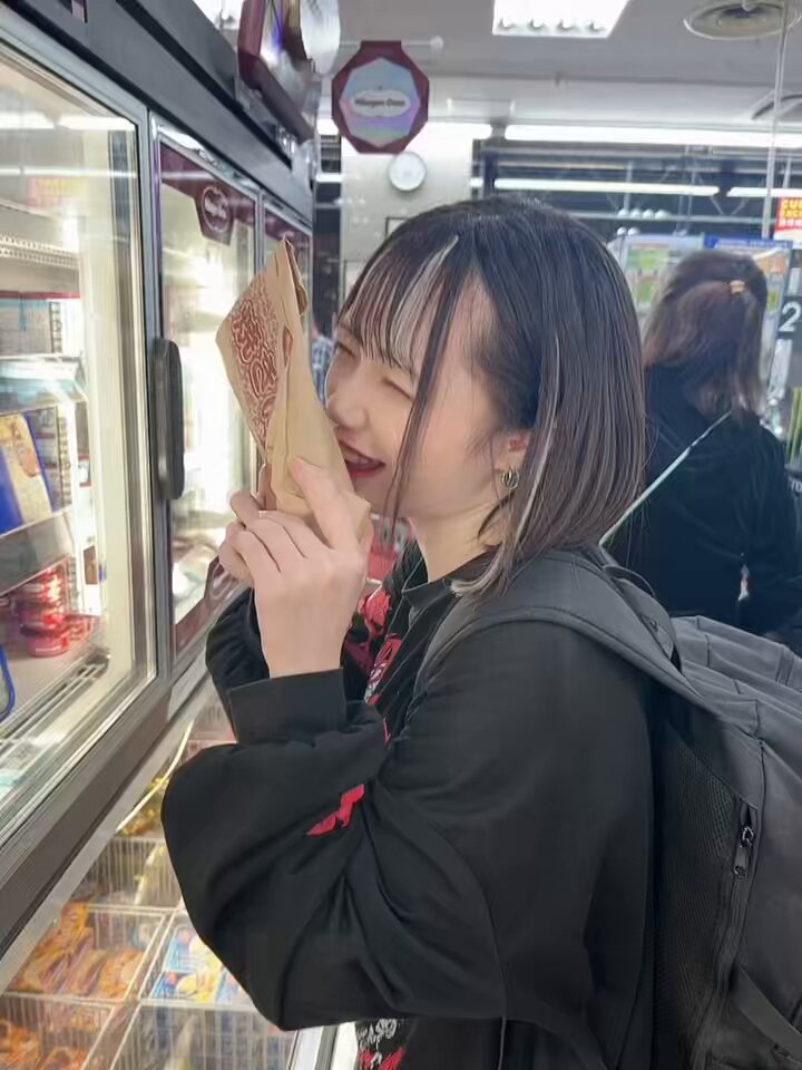 1wwxzl01pb5fb-tg