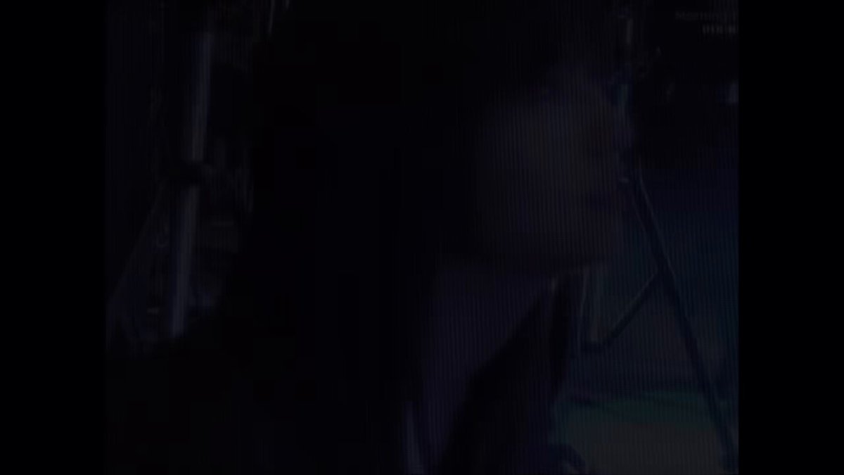 j1_q6fc0hh8i715i