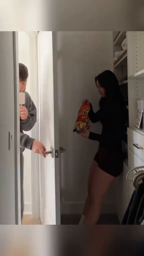 d2jlumihoscpszlo